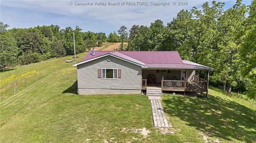 498 Little Queen Rd, Clendenin, WV, 25045-9306 | Card Image