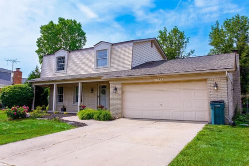 1083 Shallowdale Dr, Troy, MI, 48085-4954 | Card Image
