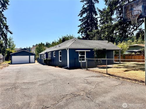 1822 Mount Rainier Blvd S, Spanaway, WA, 98387-9041 | Card Image