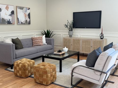 23-21 Francis St, Newton, MA, 02459-1607 | Card Image