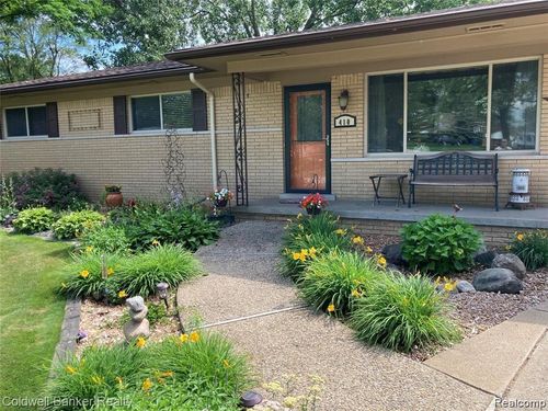 410 Spezia Dr, Oxford, MI, 48371-4750 | Card Image