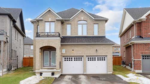 61 Mac Campbell Way, Bradford, ON, L3Z4M6 | Card Image