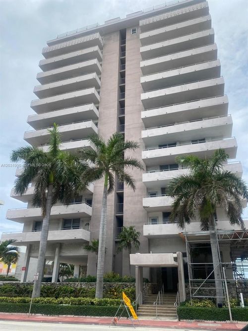 303-9225 Collins Ave, Surfside, FL, 33154-3046 | Card Image