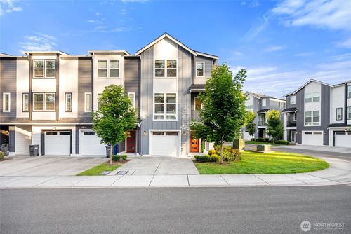 h7-13717 Admiralty Way, Lynnwood, WA, 98087-5711 | Card Image