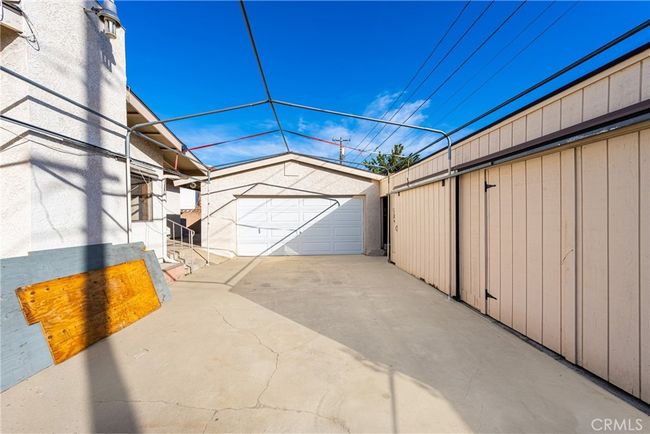 2102 E Napa Pl, House other with 3 bedrooms, 3 bathrooms and 2 parking in Anaheim CA | Image 21