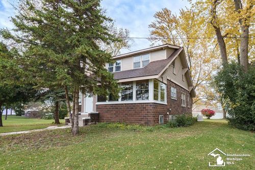 8258 N Dixie Hwy, Newport, MI, 48166-9778 | Card Image