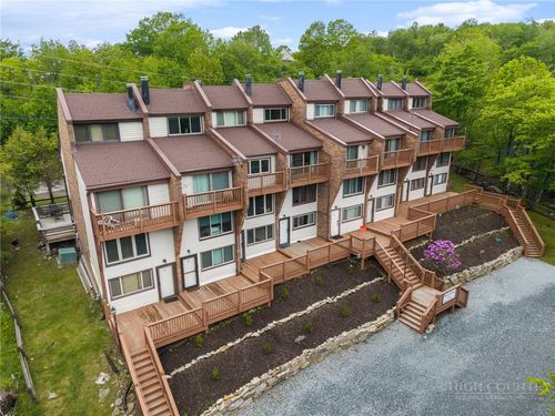 7-104 Snowplow Ln, Beech Mountain, NC, 28604-8958 | Card Image