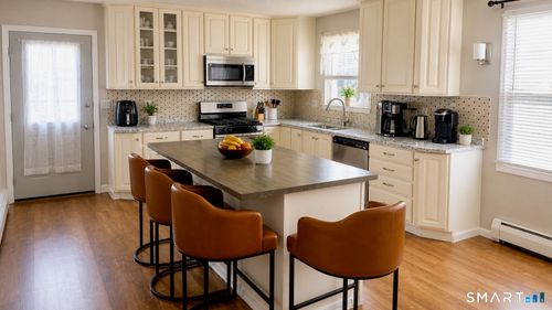70-74 Julius St, Hartford, CT, 06114 | Card Image