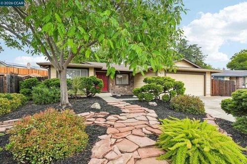 3323 Serpentine Dr, Antioch, CA, 94509-5180 | Card Image