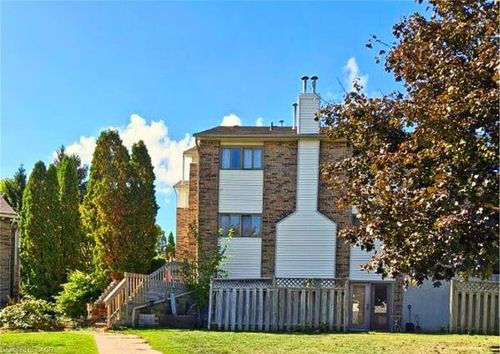 9-21 Wren Crt, Tillsonburg, ON, N4G5K2 | Card Image