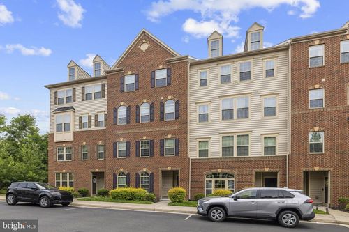 42230 Piebald Sq, ALDIE, VA, 20105-5748 | Card Image