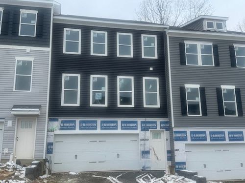 702 Olivia St, Pittsburgh, PA, 15205-9509 | Card Image