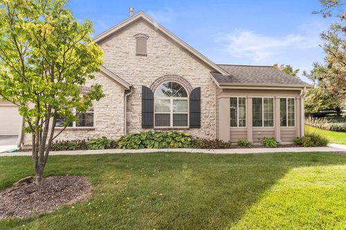 W155N6995 Amberleigh Circle, Menomonee Falls, WI, 53051 | Card Image