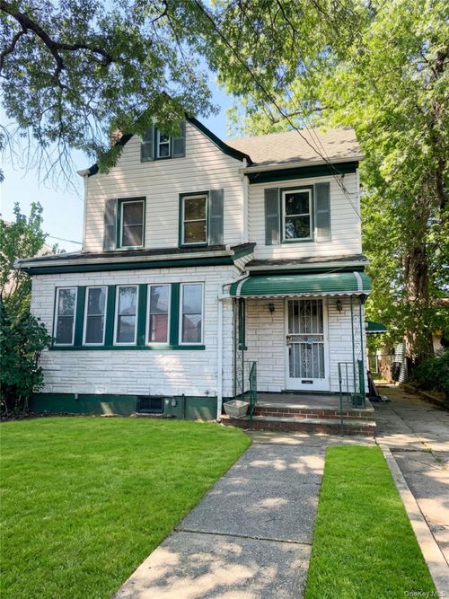 11042 198th Street, New York, NY, 11412 | Card Image