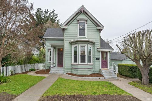 317 8th St, Petaluma, CA, 94952-4150 | Card Image