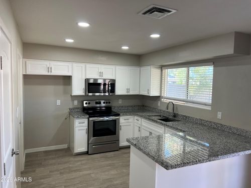 3306 N Morino St, Chandler, AZ, 85224-1131 | Card Image