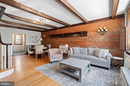 1243 S Alder St, PHILADELPHIA, PA, 19147-5018 | Card Image