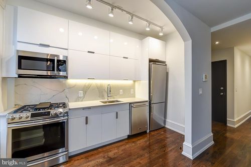 apt-6-501 Seward Sq Se, WASHINGTON, DC, 20003-6105 | Card Image