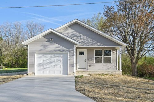 26 Miron St, Bloomingburg, OH, 43106-9788 | Card Image