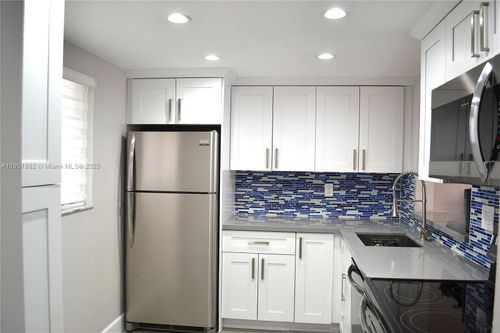 apt-303-8045 Sw 107th Ave, Miami, FL, 33173-4867 | Card Image
