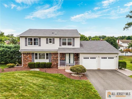 8 Fern Pl, Milltown, NJ, 08850-1610 | Card Image