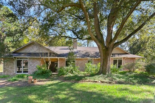 8311 Oakbrook Dr, Baton Rouge, LA, 70810-1817 | Card Image