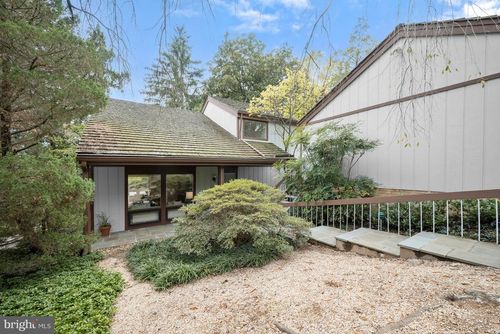 6306 Swords Way, BETHESDA, MD, 20817-3350 | Card Image