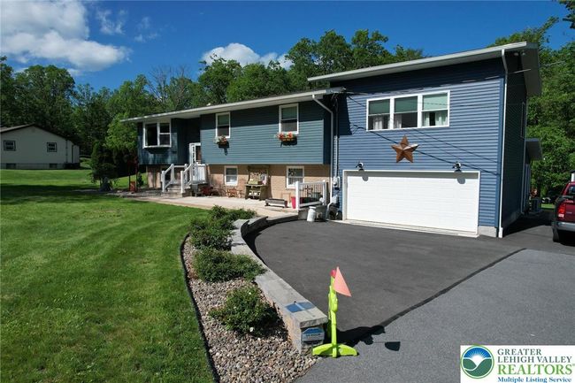 8539 Rextown Rd, House other with 4 bedrooms, 4 bathrooms and null parking in Slatington PA | Image 9