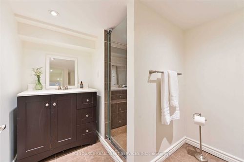 basement-25 Mann Ave, Toronto, ON, M4S2Y2 | Card Image