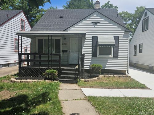 16004 Sumner, Redford, MI, 48239-3855 | Card Image