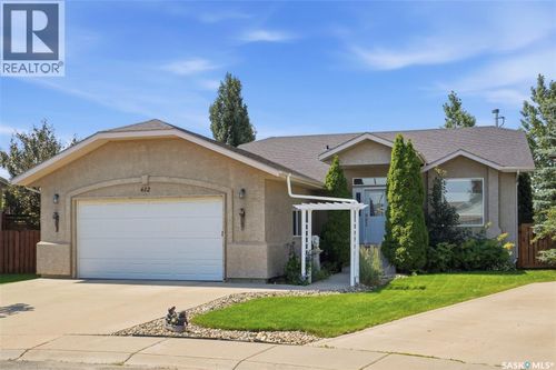 612 Giesbrecht Crt, Martensville, SK, S0K2T2 | Card Image