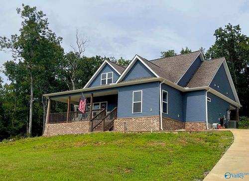 197 Coy Wilborn Ln, New Hope, AL, 35760-9157 | Card Image