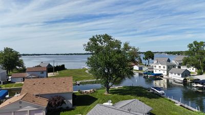 9980 N Marine Key Drive, House other with 2 bedrooms, 3 bathrooms and null parking in Syracuse IN | Image 2