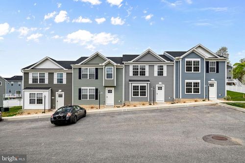 2639 Maplewood Cir, HARRISBURG, PA, 17110-4025 | Card Image