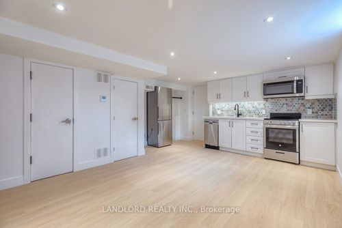 lower-429 Brock Ave, Toronto, ON, M6H3N7 | Card Image