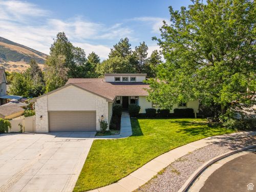 1644 E Pebble Beach Cir, Sandy, UT, 84092-5841 | Card Image