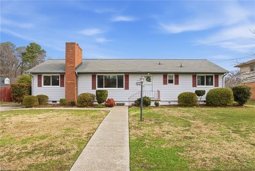 609 Birch Dr, Newport News, VA, 23601-3507 | Card Image