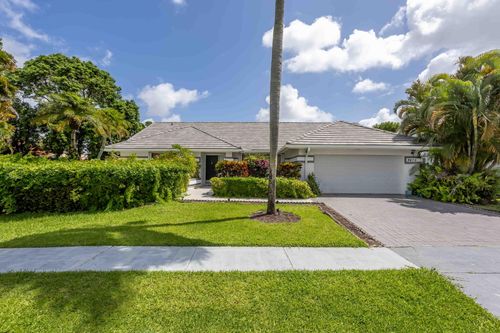 9476 El Clair Ranch Rd, Boynton Beach, FL, 33437-3315 | Card Image
