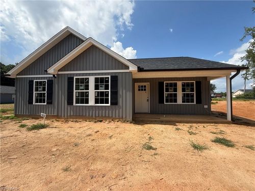 512 Eden Ter, Archdale, NC, 27263-2612 | Card Image