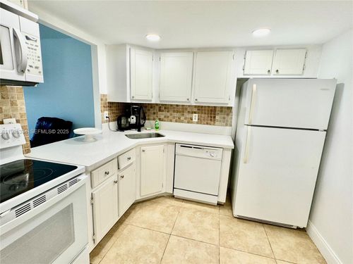 417-801 Three Islands Blvd, Hallandale Beach, FL, 33009-2834 | Card Image