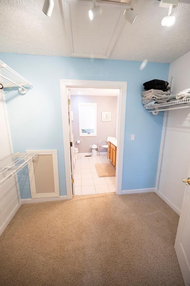 45 Lone Oak Ct, House other with 4 bedrooms, 3 bathrooms and 1 parking in Laurel Fork VA | Image 17