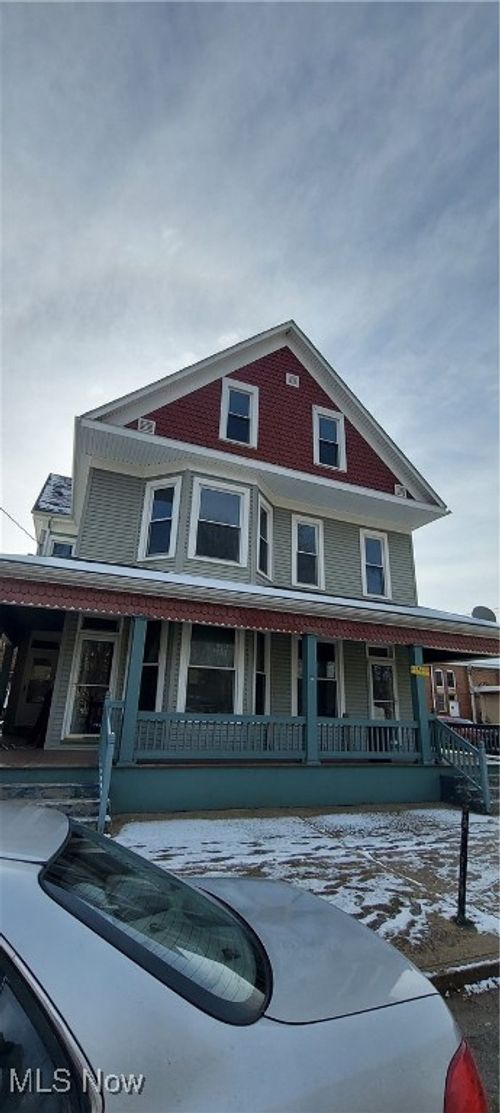320 34th Street, Bellaire, OH, 43906 | Card Image