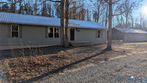 19201 Genito Rd, Amelia Court House, VA, 23002-5216 | Card Image