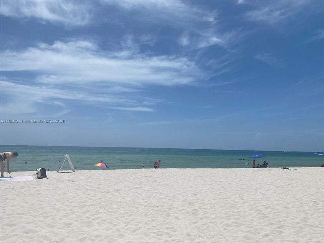 APT-17 - 6490 Collins Ave, Condo with 0 bedrooms, 1 bathrooms and null parking in Miami Beach FL | Image 11