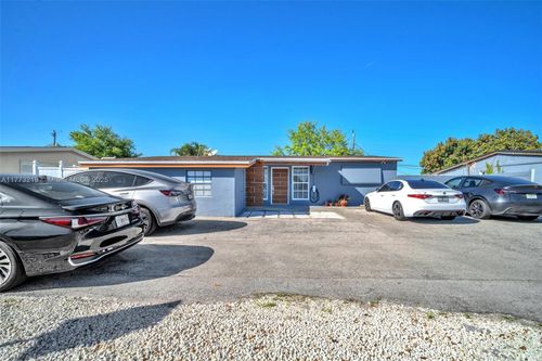 7151 Taft St, Hollywood, FL, 33024-3805 | Card Image
