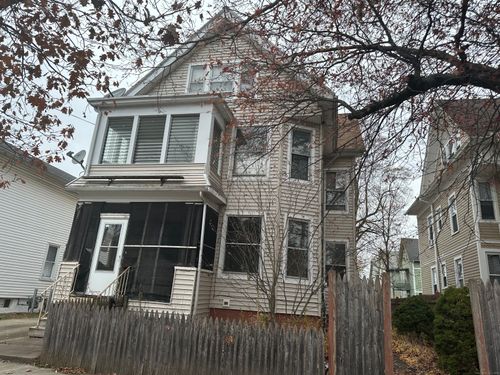 907 Elm St, New Haven, CT, 06511-4012 | Card Image