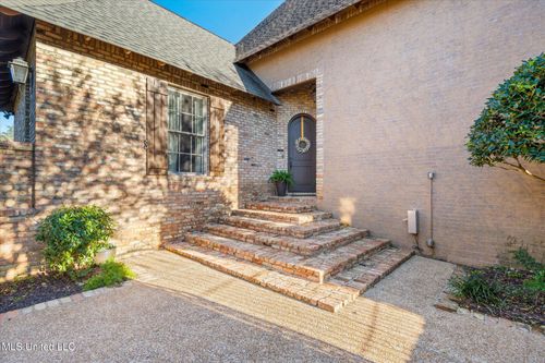 16 Sunset Circle, Hattiesburg, MS, 39402 | Card Image