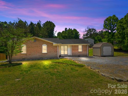 234 Oak Ln, Oakboro, NC, 28129-9203 | Card Image