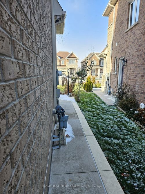 bsmt-26 Felix Close, Brampton, ON, L7A4K5 | Card Image