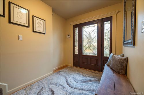 2119 Rosemont St, North Bellmore, NY, 11710-1120 | Card Image